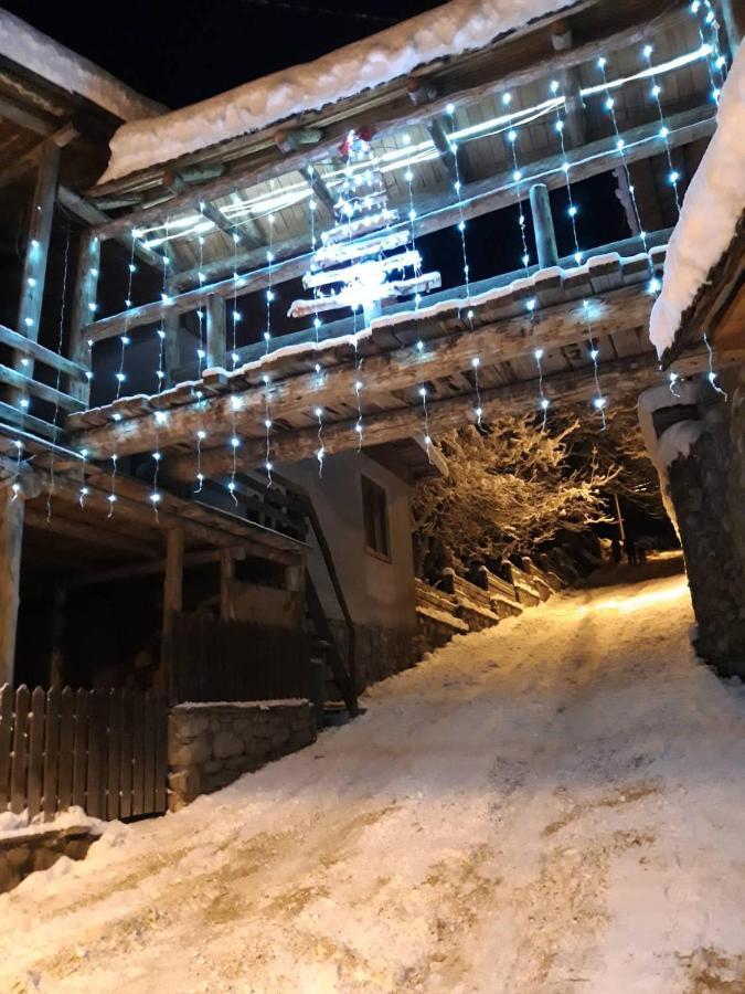 Mestialux Guesthouse Экстерьер фото